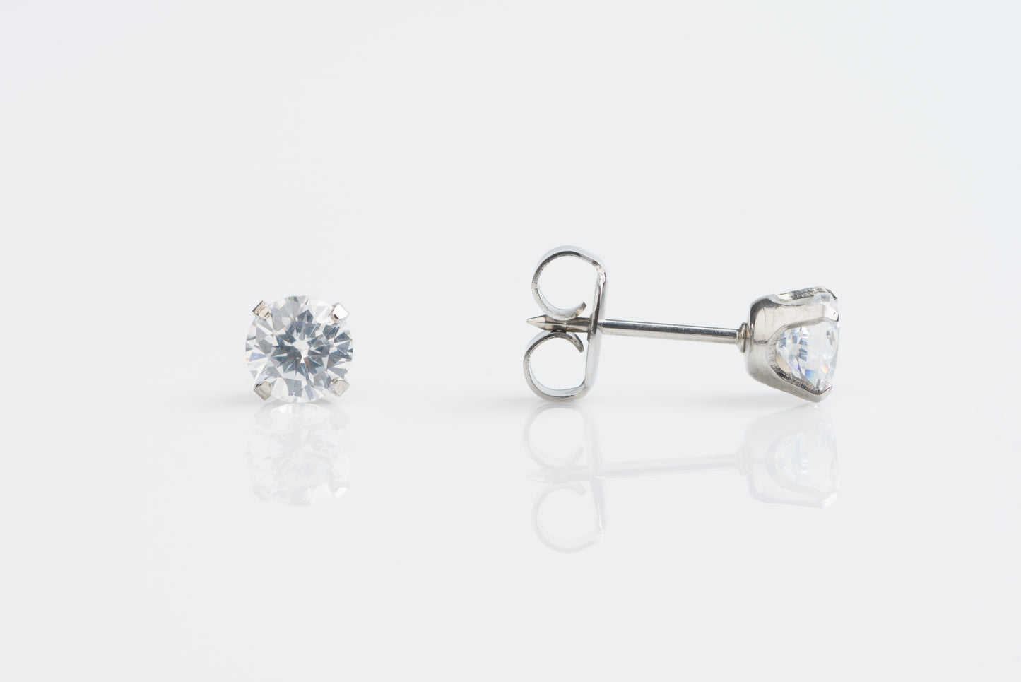 Prong Set Cubic Zirconia System 75™ Piercing Studs