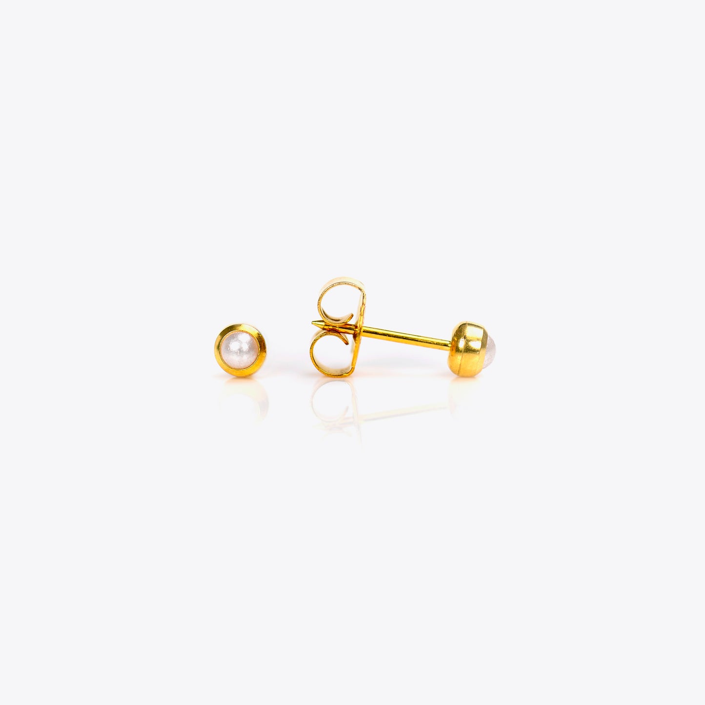 Bezel Set Pearl System 75™ Piercing Studs