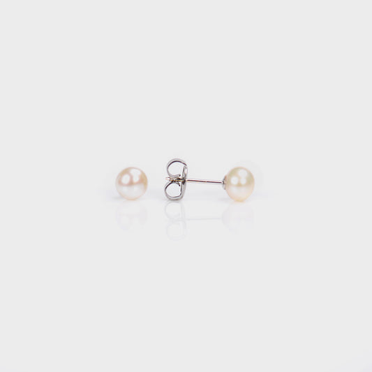 Genuine Pearl System 75™ Piercing Studs