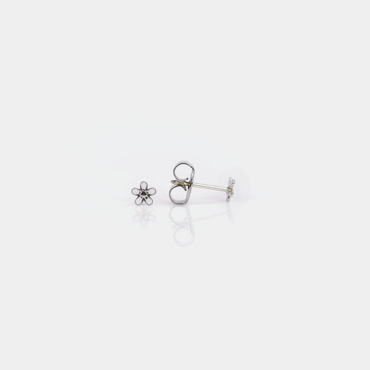 White Flower System 75™ Piercing Studs