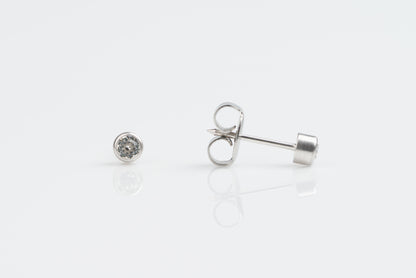 Bezel Setting System 75™ Piercing Studs