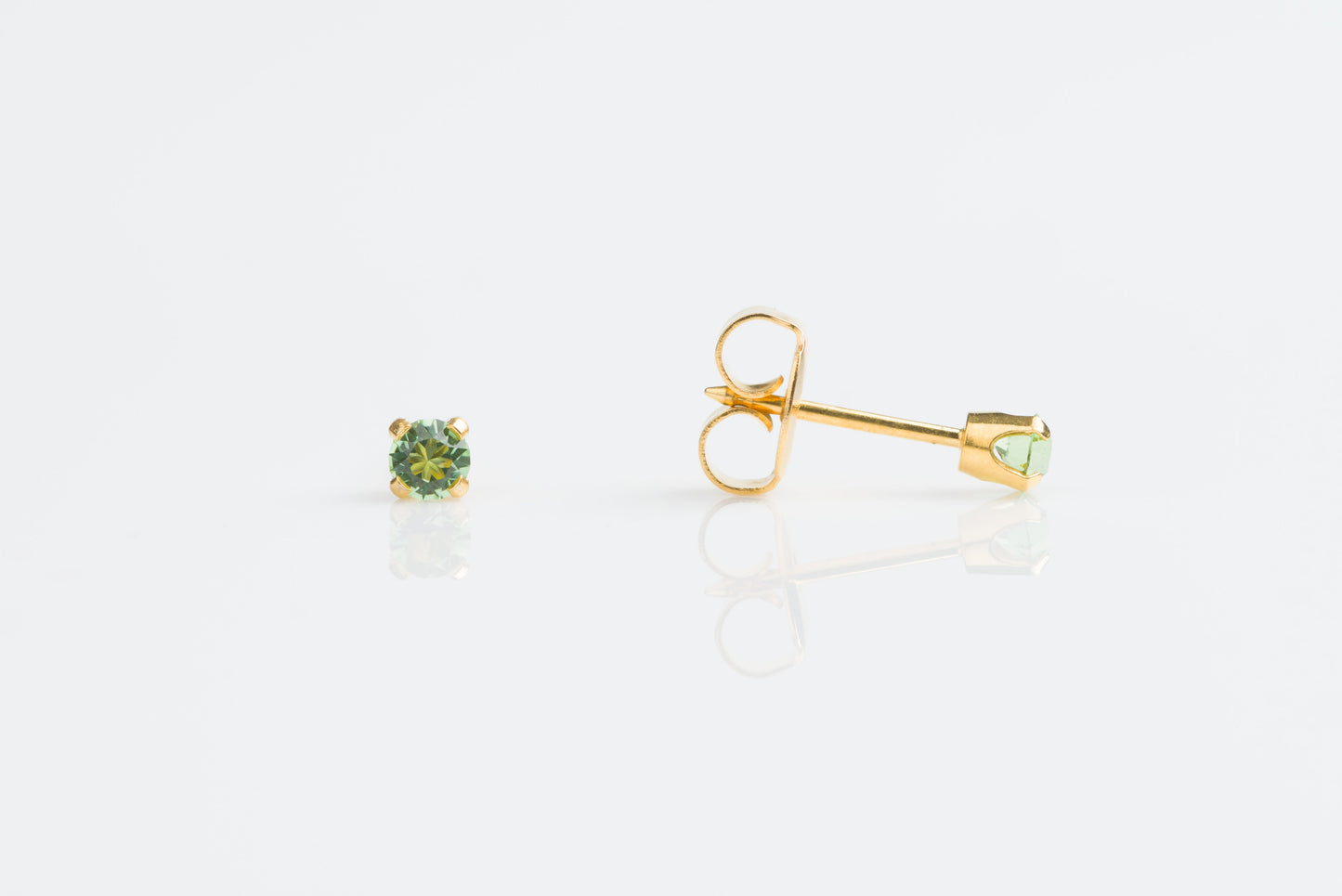 System 75™ Prong Set Birthstone Piercing Studs - 3mm - August Peridot Crystal - Gold Plated