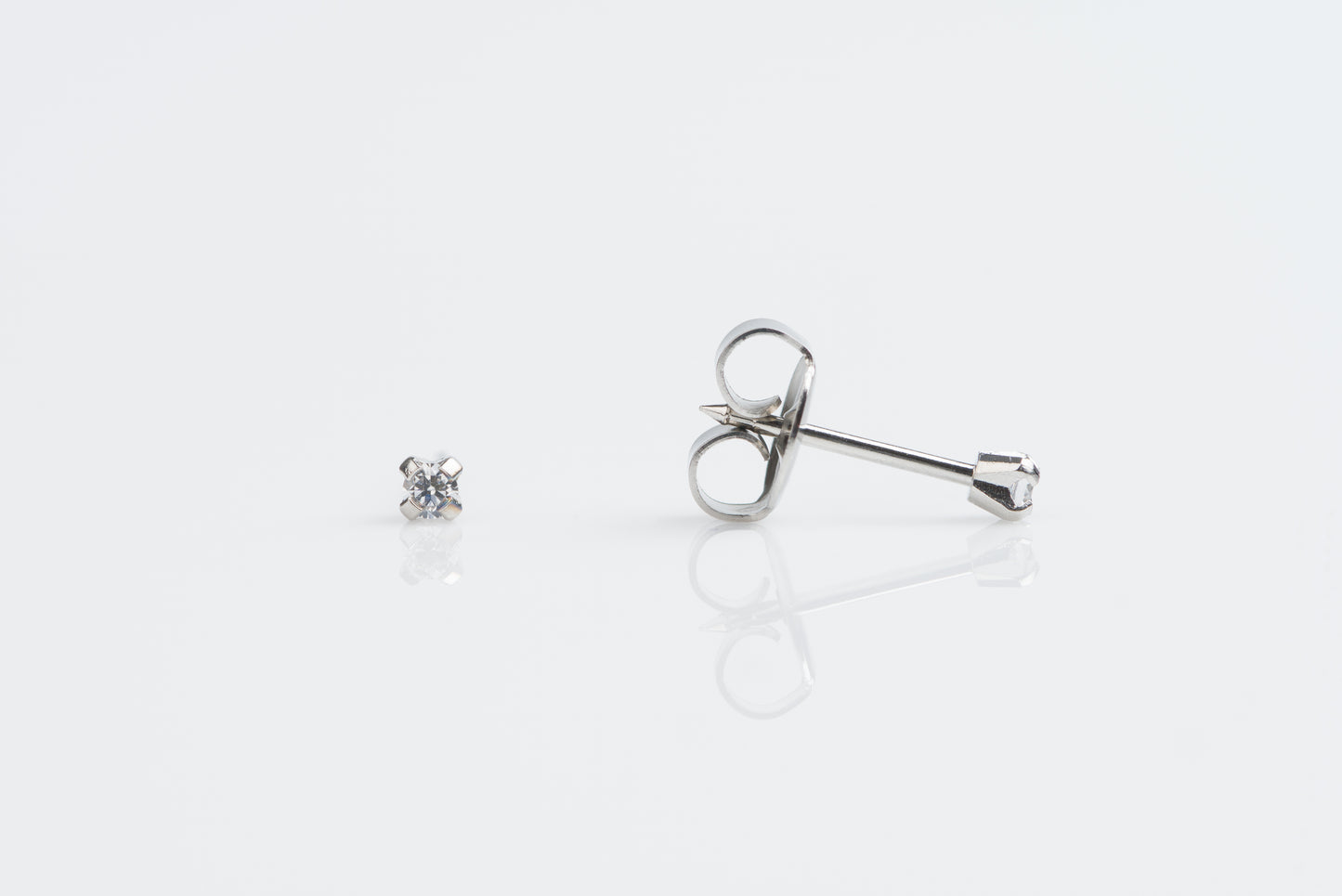 Prong Set Cubic Zirconia System 75™ Piercing Studs