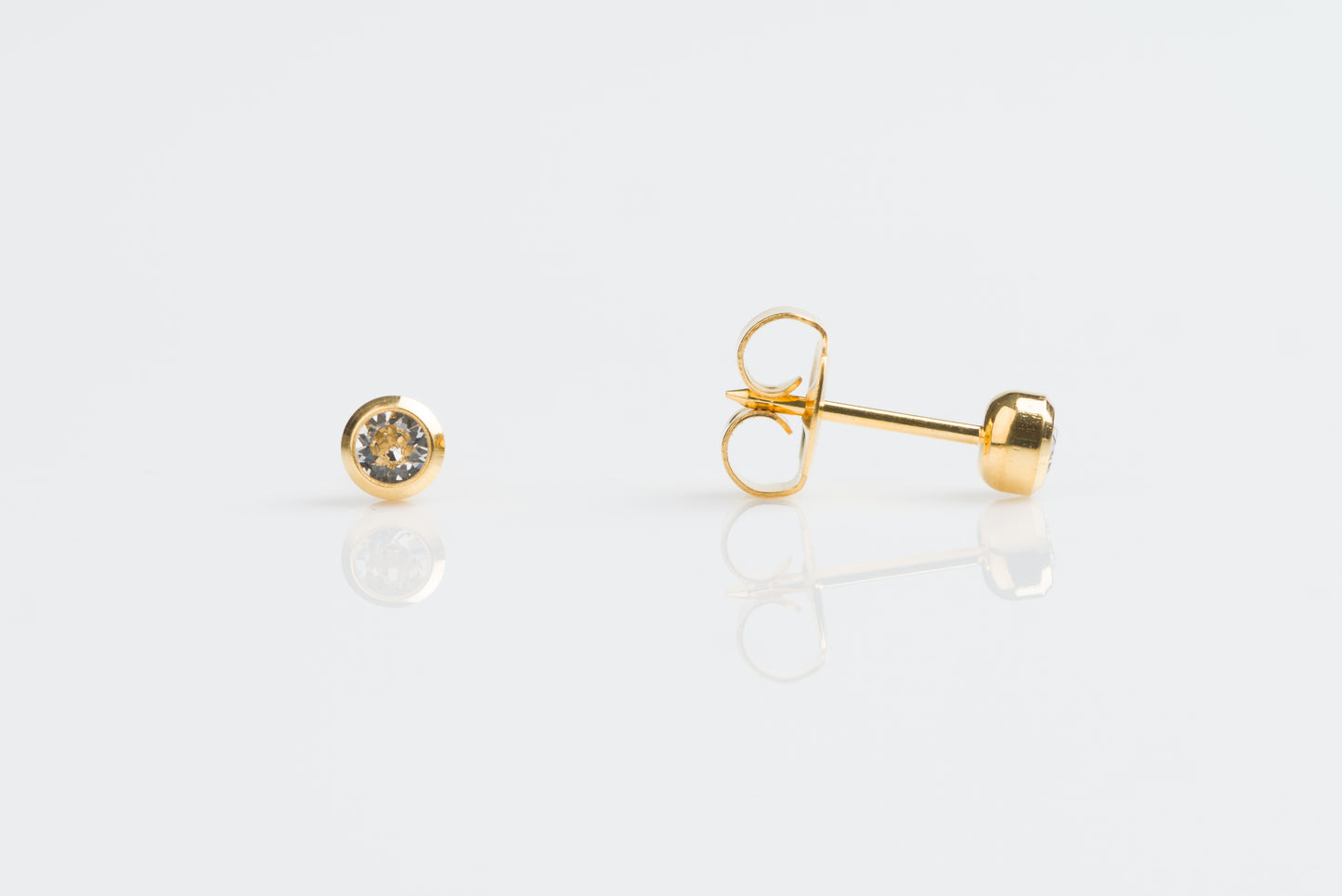 Bezel Setting System 75™ Piercing Studs