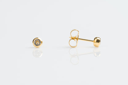 Bezel Setting System 75™ Piercing Studs