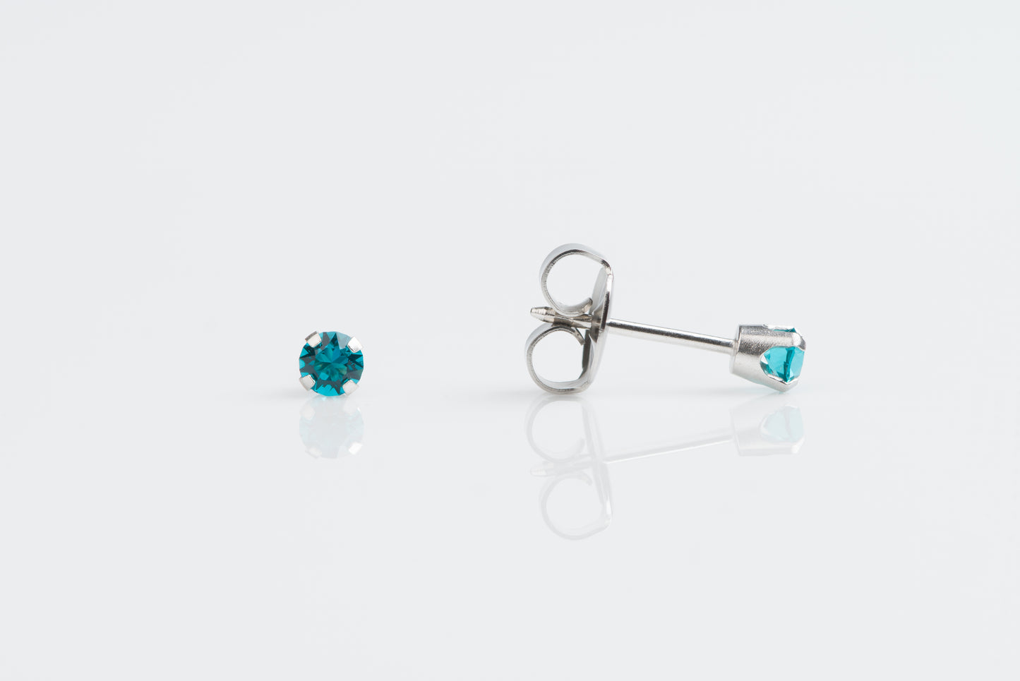 Prong Set Birthstone System 75™ Piercing Studs