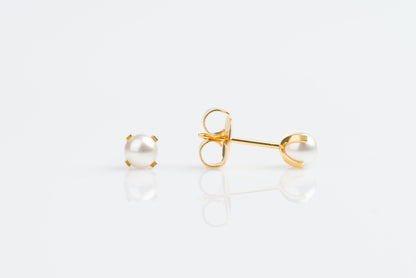 System 75™ Prong Set Pearl Piercing Studs - 4mm - Regular Post - 14K Yellow Gold