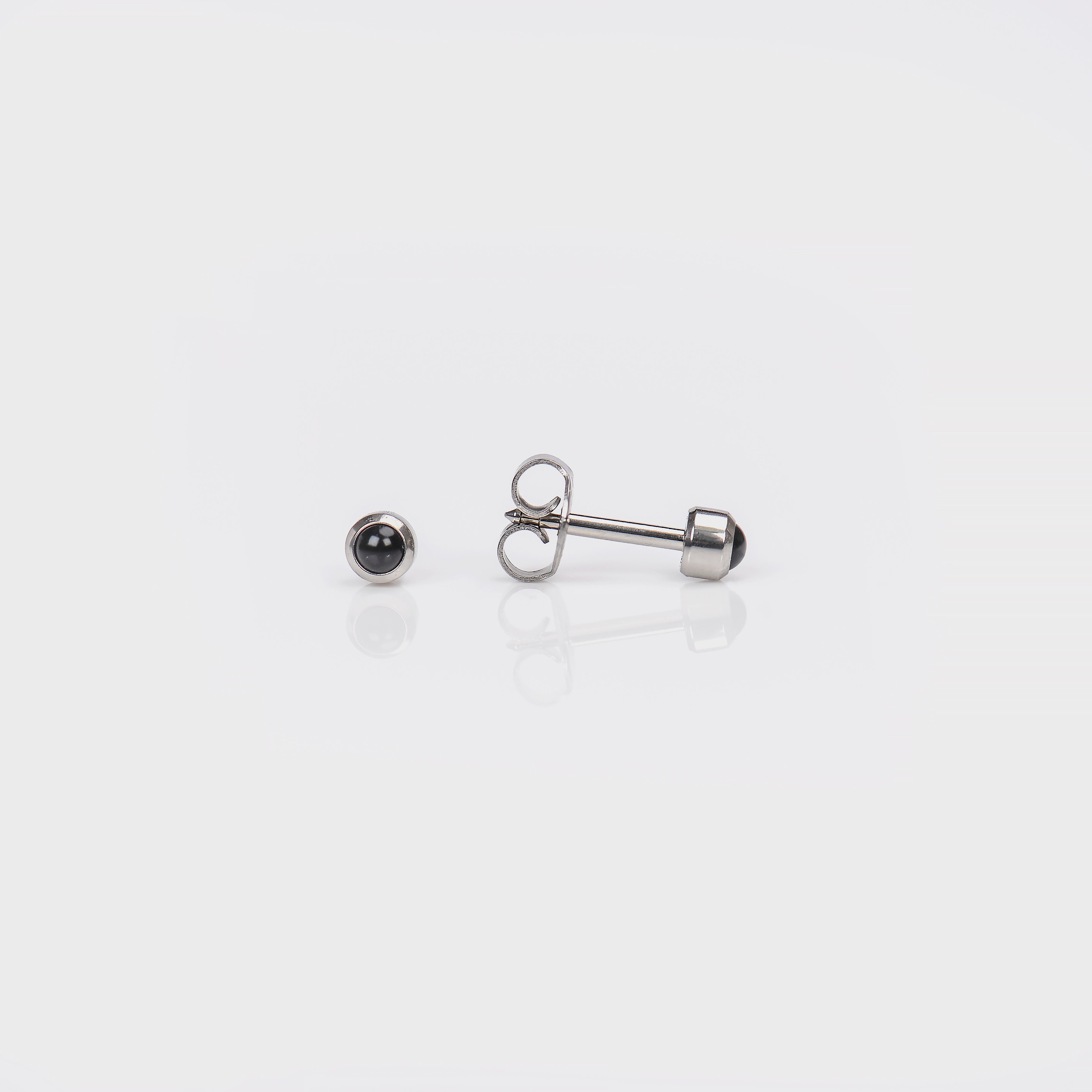 Bezel Pearl Universal Select Carded Piercing Studs – STUDEX®
