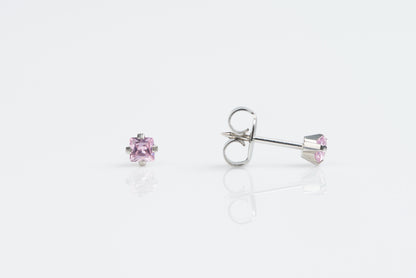 Prong Setting Princess-Cut System 75™ Piercing Studs