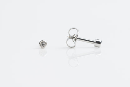 Bezel Crystal Universal Select Carded Piercing Studs