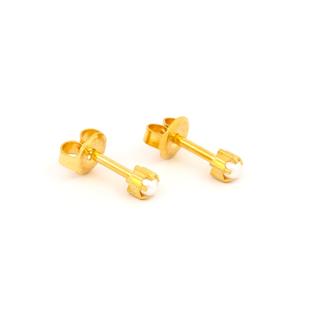 Prong-Set Pearl Universal Flatpack Piercing Studs