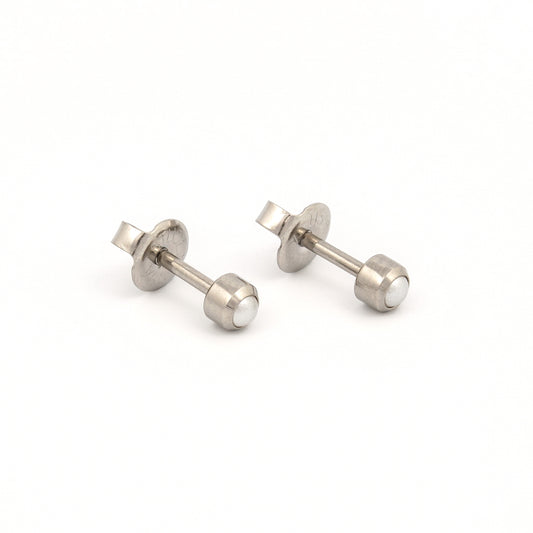 Bezel-Set Pearl Universal Flatpack Piercing Studs