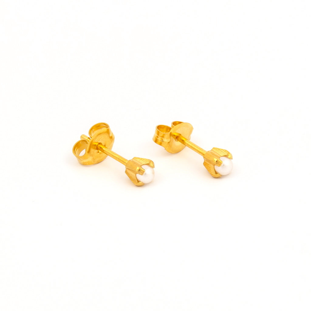 Tiny Tips Prong Set Pearl Studs - 3mm - Gold Plated