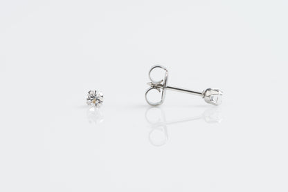 System 75™ Prong Set Birthstone Piercing Studs - 3mm - April Clear Crystal - Stainless Steel