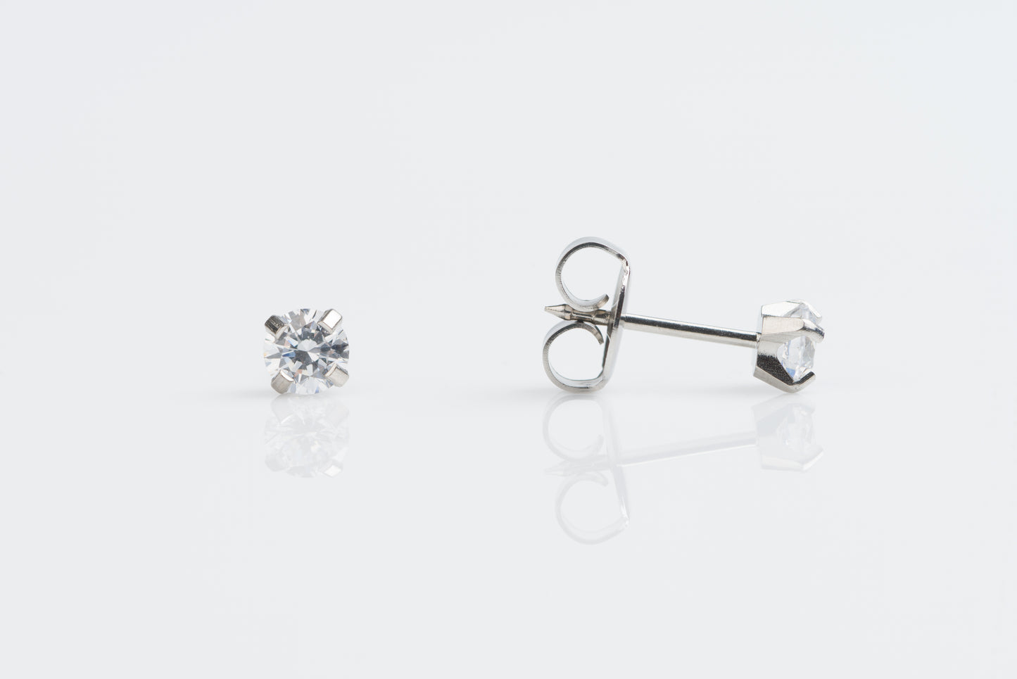 Prong Set Cubic Zirconia System 75™ Piercing Studs