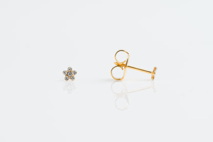 Daisy Birthstone System 75™ Piercing Studs