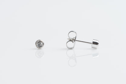 Bezel Setting System 75™ Piercing Studs