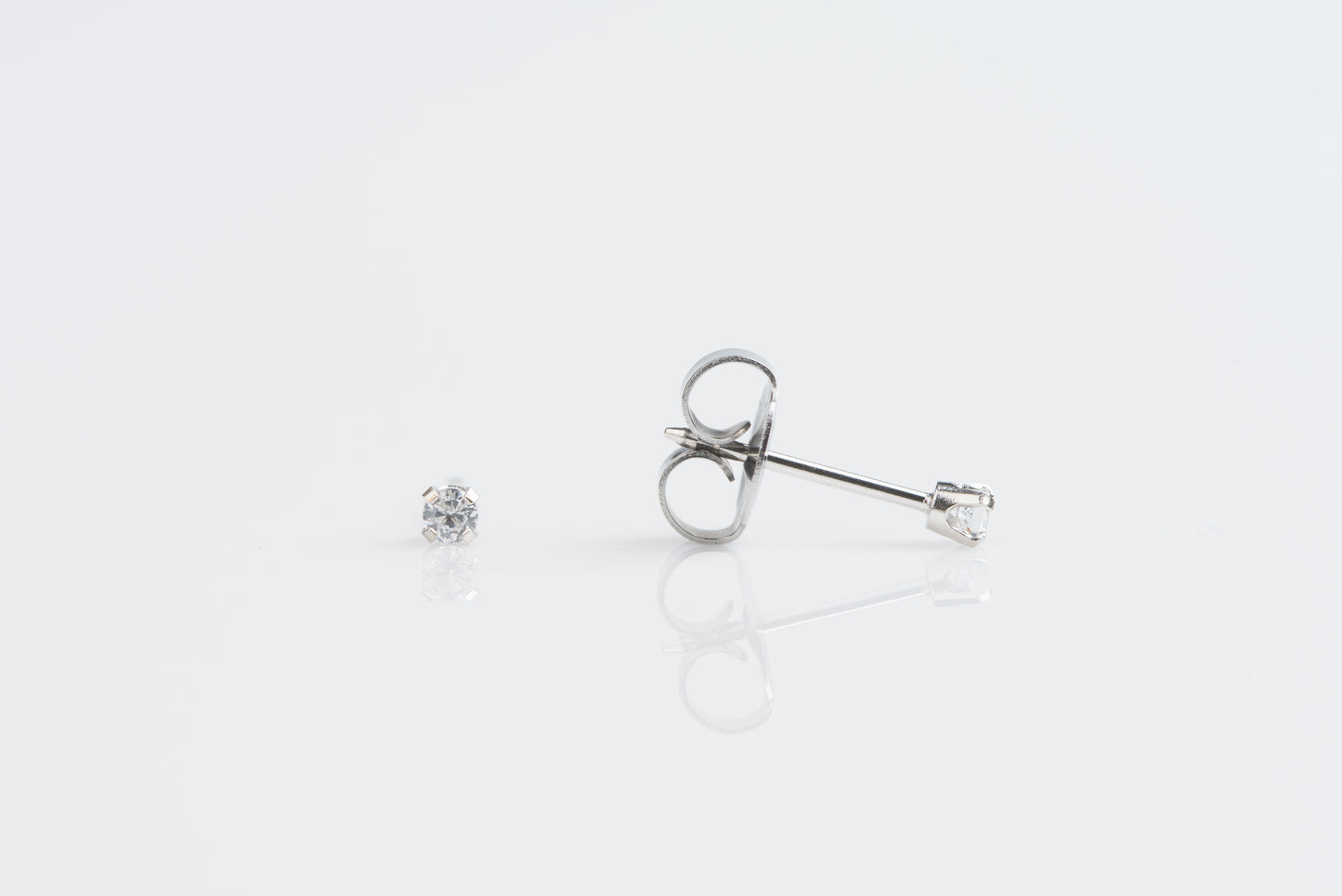 Prong Set Cubic Zirconia System 75™ Piercing Studs