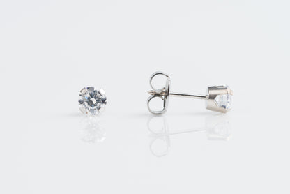 Prong Set Cubic Zirconia System 75™ Piercing Studs