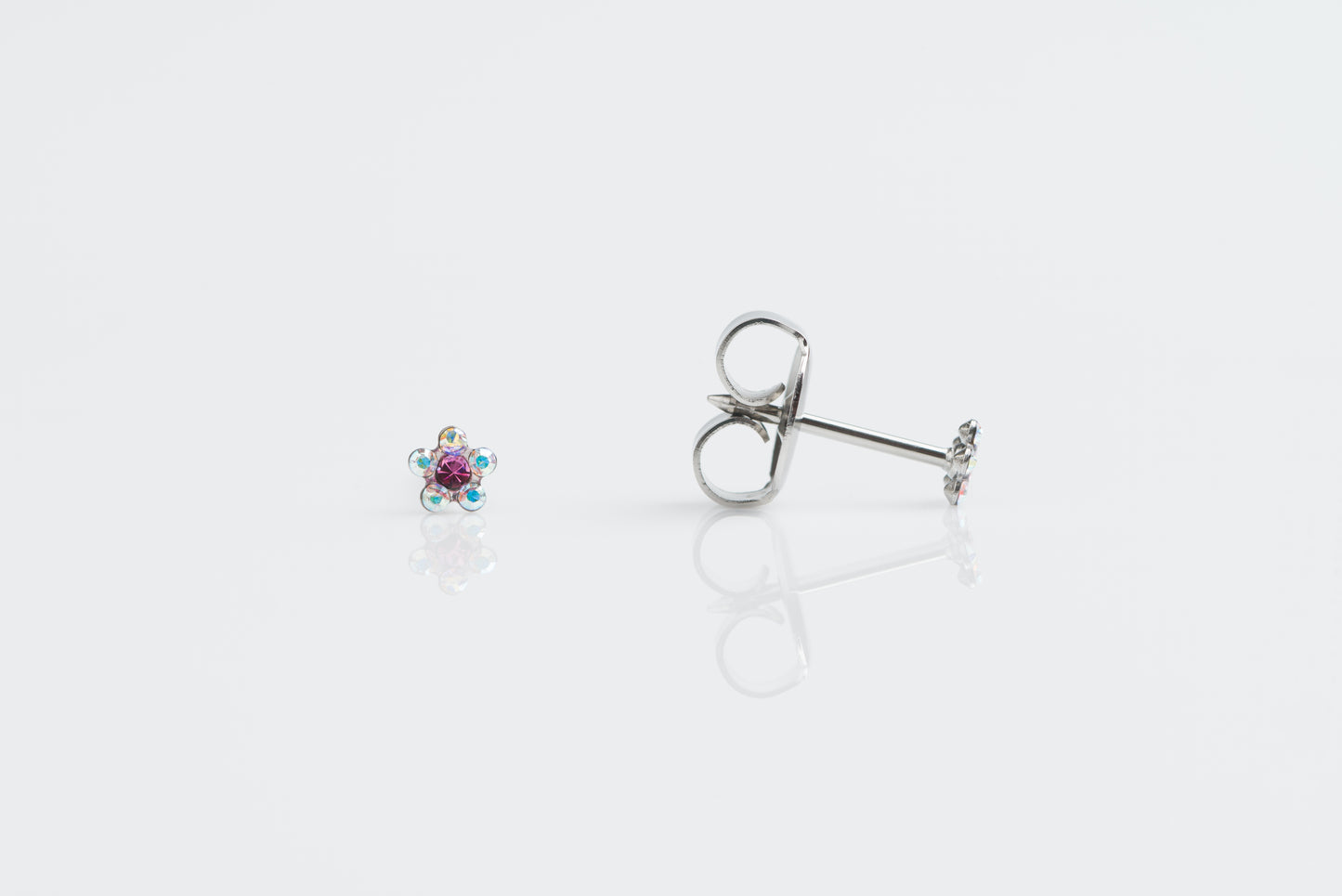 Daisy Birthstone System 75™ Piercing Studs